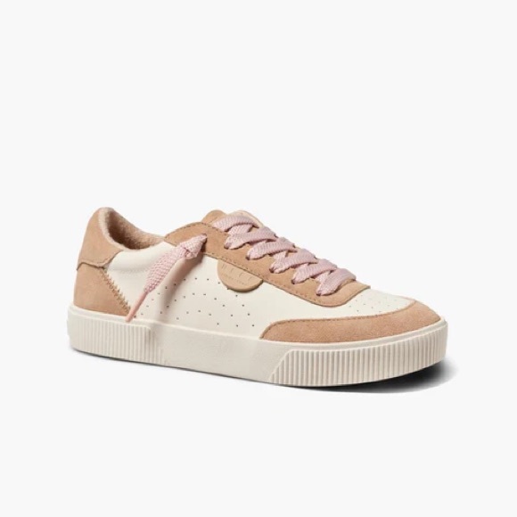 Reef Shoes - Reef Women's Lay Day Seas sneakers size 9.5 — blush pink and cream